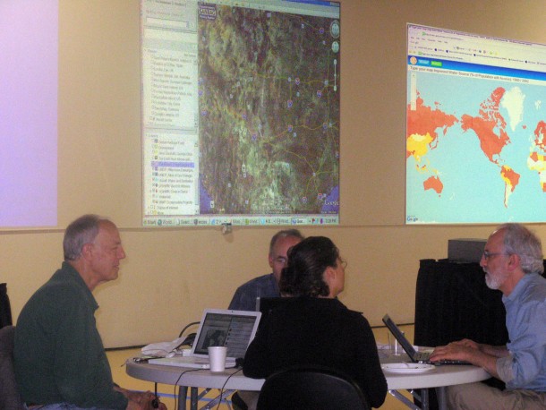 Mike Liebhold, Tracey Hughes (back), Mat Kaplan (hidden) and Gil Friend shared extensive expertise Mike Liebhold, Tracey Hughes (back), Mat Kaplan (hidden) and Gil Friend shared e