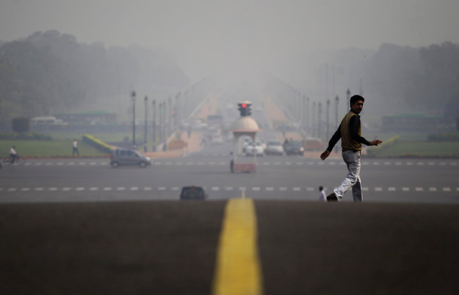 New Delhi is enveloped by a blanket of smog, caused by a mixture of pollution and fog. Credit Altaf Qadri/Associated Press New Delhi is enveloped by a blanket of smog, caused by a mixture of pollution and fog. Credit Altaf Qadri/Associated Press