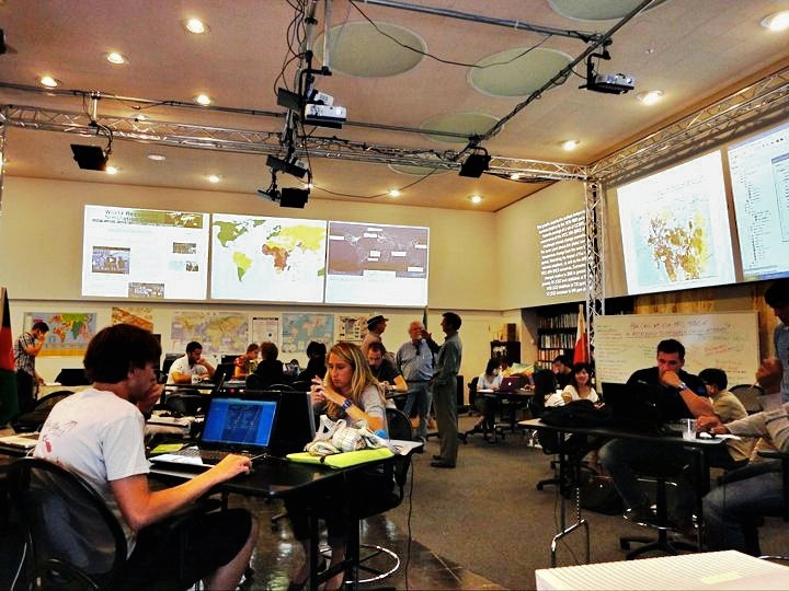 The WRSC provides an atmosphere that encourages collaborative problem-solving.